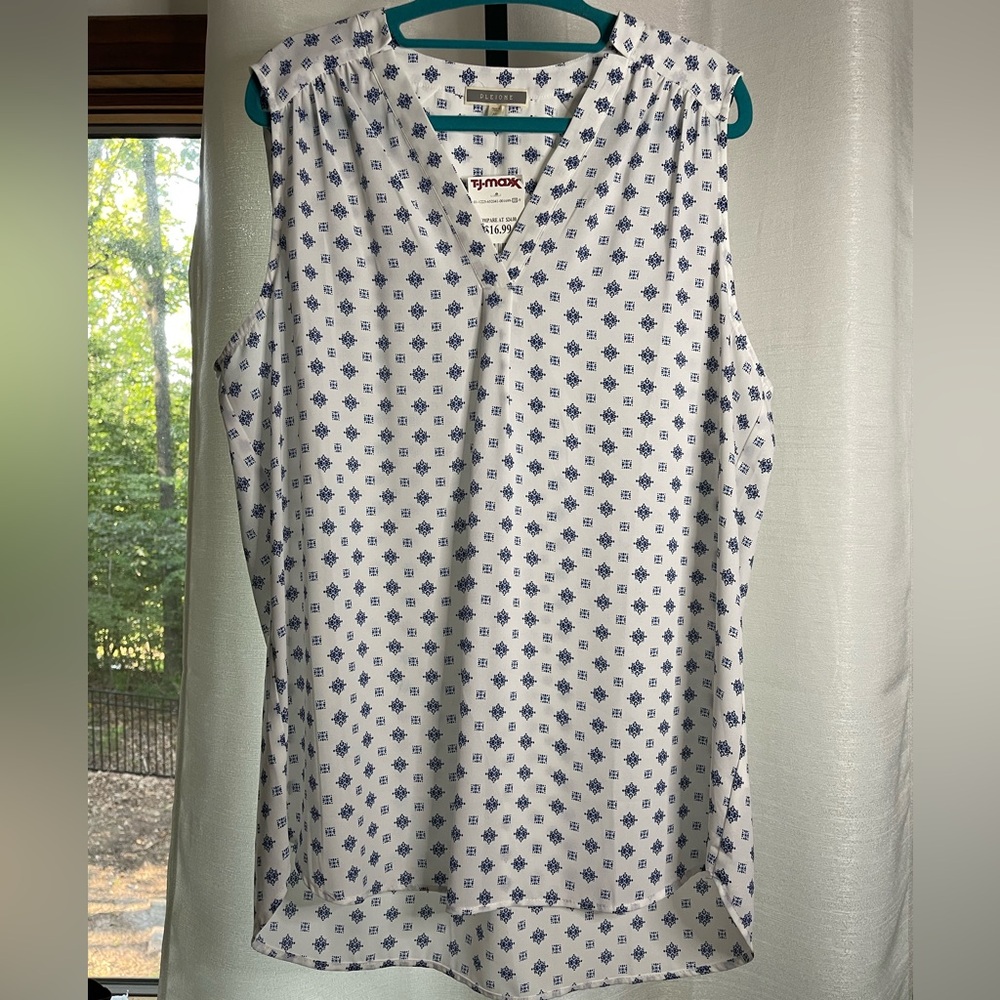 Pleione White and Navy Patterned Blouse